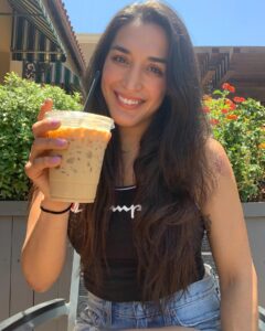 Tatiana Suarez Instagram - Happy 4th of July! Red, white and brew on this fine Sunday! 😉❤️🤍💙 Couldn’t decide, so I chose both 🤷🏻‍♀️ #4thofjuly #america #coffeelover #ootd #coffeesponsorsneeded #smileorsmize #smize #smile #sunday #sundayfunday