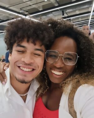 Tatiana Tiburcio Instagram - Hj foi dia de estreia desse espetáculo lindo chamado NORMA com meu amorzinho @rainercadete e a grande Nivia Maria. Vcs q estão em São Paulo, NÃO PERCAM!!!