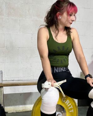 Tatum McCann Instagram - Fragile like a bomb 💣 

#trainwithtatumtots #tatumtotstatumsquats #womenwhoweightlift #weightlifting #olympiclifting #strongisbeautiful