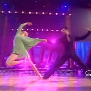 Tatum O'Neal Instagram - I tried. 💁🏼
Only did it once but it was fun.💃🏼
#DancingWithTheStars