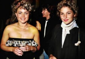 Tatum O'Neal Instagram - With the beautiful Belinda Carlisle at the @amas ⏳🎵🧖🏼‍♀️#thegogos #tb