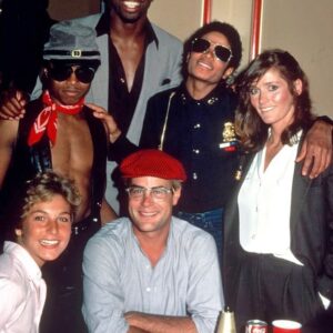 Tatum O'Neal Instagram - Love this 💗
Me with @magicjohnson @randyjackson8 @michaeljackson @therealdanaykroyd & the beautiful #margotkidder #fbf
