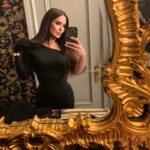 Tatyana Tereshina Instagram - Свет мой, зеркало, скажи, покажи мне, кто тут G 🫦