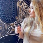 Tatyana Tereshina Instagram - Я решила к своему 45летию показать все на что я спасобна 🙌🏼 🎭👩🏽‍🎨 Готовлю выставку своего еще одного творчества. Картины в стиле Поп-арт . 👄🫦💋 Выставка состоится в мае в Москве. Даты анонсирую. Желаю приятного просмотра 🍿