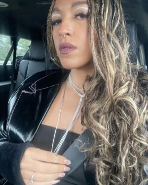 Tawny Newsome Instagram - was told I served “approachable goth” with my trek fam at the @saturnawards (or as people started calling it the Star Trek Awards which you can’t really argue with.)🪐🖖🏾
. 
.
Thanks to @scotiaboyd for pics 
Hair @hairby_a.shani 
MU @luiscascomakeup