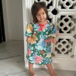 Taya Rogers Instagram - Happy Lunar New Year HomieLoverFriends🧧🌕✨🐲🍊 Wishing you all a prosperous & joyful year of the dragon! 😘 I’m excited to teach Jaden & Mila more of their Chinese heritage as they get older (& hoping to use it as an opportunity to learn more for myself as well!) เห็นหน้าแบบนี้จะคิดไหมว่ามีอาม่ากับอาเหล่าม่าอยู่ที่บ้าน 😛 恭祝新年吉祥，幸福和欢乐与你同在。🌕🐲🧧🍊💰