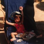 Taya Rogers Instagram - Grateful to be raising our babies barefoot by the sea the same way we were raised 🥰🫶🏽🏝️🌊💕 Happy Thai Children’s Day! ดีใจที่ลูกเราได้โตอยู่ใกล้ทะเลเหมือนเรา 🥰🏝️💕