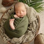 Taya Rogers Instagram - A little belated but swooning over these photos by @smalliestudio for Jaden’s 1st birthday 🥰🤩🫶🏽 He’s grown so much 🥹 I just need time to slow down a little - and for him to stop running so fast 😅 Swipe for his newborn photos 🥹🥲 ใครอยากถ่ายรูปน่ารักน่ารักแนะนำ @smalliestudio เลยค่ะ ไม่เคยผิดหวัง 🥹🥰