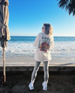 Actress Taylor Misiak HD Instagram Photos and Wallpapers April 2024