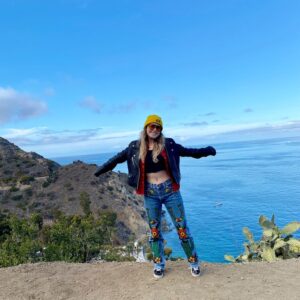 Taylor Spreitler Instagram - 28 feelin great!