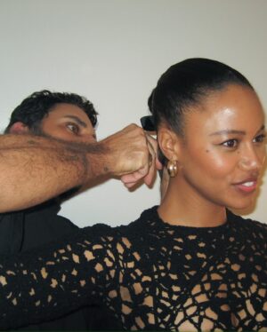 Taylour Paige Instagram - Give it up for the bow and my supplements (and how Yas got me to take pictures in the bathroom when I hate bathrooms) a miracle