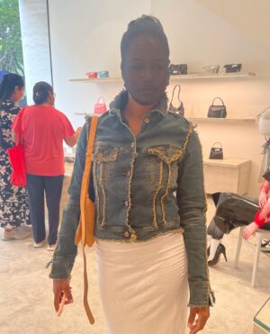 Taylour Paige Instagram - Just a girl, and the things that make up this beautiful life and pelvic floor therapy for endometriosis whomever needed to know and is struggling! I didn’t!