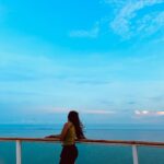 Teja Venkatesh Instagram - Nature has a unique way of uplifting our spirits… 🤍 Just do what makes you happy #nature #beach #ocean