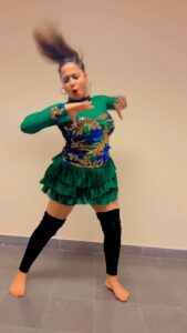 Tejaswani Behera Instagram - Oh my baby song 🔥💚💕 #reelitfeelit #trendingreels #trend #viral #instagram #explore #dance