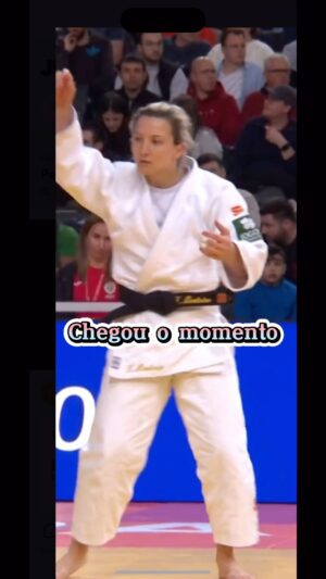 Telma Monteiro Instagram - Foram 5 meses de muita luta, muito trabalho, extrema dedicação, lágrimas, dor e suor, para poder voltar à competição, o melhor possível a tempo de concluir o meu objetivo. Desde o primeiro dia senti e sabia, sabíamos, do desafio que estava à nossa frente. Foi duro. Mas o momento chegou! Volto à competição dia 25 de Abril no Campeonato da Europa. Não poderia ser num dia mais bonito. De lá continuo a competir durante o próximo mês, em provas de qualificação para #paris2024, os meus 6° Jogos Olímpicos e assim tentar fazer história! 

Todo o trabalho que podia ter sido feito, foi. Agora é dar tudo em cada prova, com inteligência e ter muita fé que vai dar tudo certo!

Obrigada a todos os que me ajudaram a chegar até aqui! Por terem aceite este desafio comigo. Vamos contra a corrente da ciência porque a alta competição é assim, nem sempre nos permite seguir tempos e ciências exatas, a alta competição é muitas vezes não ver o piso em frente e ainda assim dar o próximo passo.

Foi até agora uma jornada única, daqui seguimos para o que der e vier! 

“Anda que tu bates bem e se perdermos “que se fo$#” “Anda personalidade” 

Em bom português é este o momento! Vamos 🔥
Obrigada de coração a todos os envolvidos e por todo o apoio! ❤️‍🔥

#paris2024 #slb #portugal #acl #resilience #faith