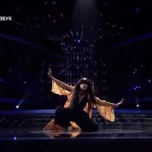 Teona Dolnikova Instagram - 🌟🌟🌟🌟🌟🌟🌟🌟🌟🌟🌟🌟🌟🌟🌟All my life I thought I’m not enough
I’m a defective one ..
Because I had a weird name
A weird style
A different face 
Everything different, not like everybody else in my class, or my yard.. 
But no! 
I’m the ONLY ONE! 
The only one who can feel like I do
No more no less 
Who can sing like I do 
Not better not worse
Who can love like I do. 
ENJOY LIFE. 
ENJOY MUSIC.
ENJOY BEING YOURSELF. #loreen #eurovision2018 #eurovision2023 #eurovisionwinner