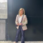 Terelu Campos Instagram - En pocos minutos empezamos en Mañaneros @rtve con total look @canneschic !