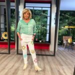 Terelu Campos Instagram - En breve empezamos D Corazón en tve . En este domingo gris yo apuesto por color con un total look de @canneschic