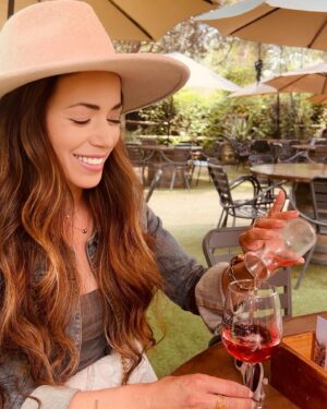 Teresa Castillo Instagram - I go wine tasting on Mondays now. 🍷