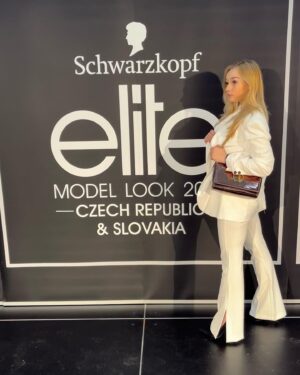 Tereza Taliánová Instagram - Jako každý rok to byl skvělý casting, děkujeme všem za účast! ❤️
#casting #elitemodel #elitemodellook #castingelite #terezatalianova