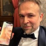 Tereza Ramba Instagram - Poslední týdny.. Kamarádi a láska. Pak mám mraky fotek dětí a lesa. Život je láska! 1. Takhle my pracujeme. Je to šílený. Prostě je. A nevyměnila bych to. @matyasramba 2. Dan má super tapetu❤️‍🔥 @daniel.dan.svatek 3. Nejkrásnější a nejšikovnější @sarumanka jako nová posila Láska je. @laskaje.cz Odměnit se umíme. 4. Bráchové v lásce. @vita.ramba 5. Moji nový kumpáni, něco chystáme. @jan.dolansky.official @lukasprikazky @janak.karel já se tak těším! 6. Já a pan Jiří @jirikrhut slavíme Ewušku❤️‍🔥 @ewa_farna93 7. Těsně po bouři @eliskakrenkova @amerikankafilm 8. Haló tady Havel doják❤️‍🔥 9. 10. Láska přátelství a rodina. To je všechno co nakonec máš. Bez vás by nebylo nic. @matyasramba @michaela_bastien @martan42 @jirimadl86 @dagmarhavlova_official a všichni co tu nejste.