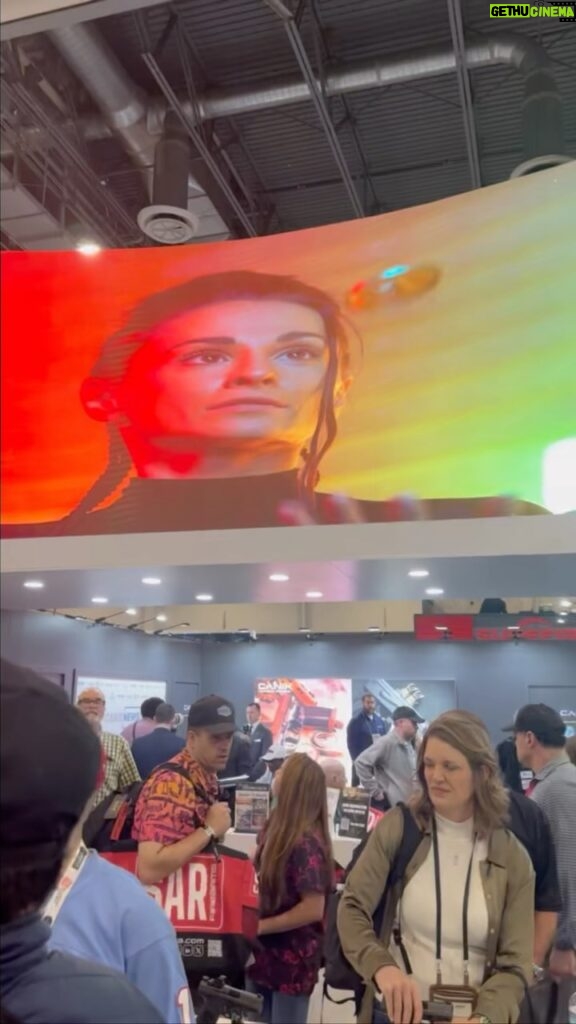 Tetiana Gaidar Instagram - Surprising to see my #commercial with @canik on such a huge screen! 🥰