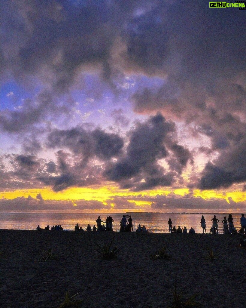 Thaís Müller Instagram - poste as primeiras imagens do seu janeiro - a vida na Bahia é muito boa