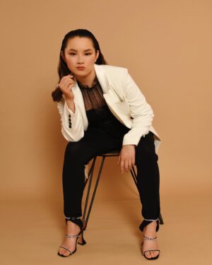Thaddea Graham Instagram - @grumpymagazine
Stylist: @thomasgeorgewulbern 
Hair: @leighkeateshair 
Make up: @naokoscintu 
Photographer: @jackalexanderuk 
Publicist/ calmer downer of my nerves: @mkcrooke