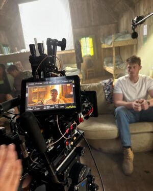 Thaddea Graham Instagram - Couldn’t name you a better team of people if I tried. Blood, sweat, tears and a whole lotta heart, whatever the weather, wherever we were … good god I love these lot. Thank you to our entire cast and crew and of course the head of our family @brownjryan @noemispanos and our wee Chris Baugh

@wreckhq Series 2 streaming now on @bbciplayer and @bbcthree 😈🩸🔪 🦆