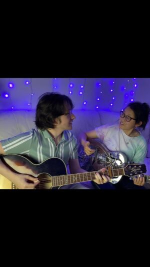 Thaddea Graham Instagram - Definitely the first take of @ladya ’s classic ‘Need You Now’ to celebrate @davehaywoodla ‘s birthday!!

Good to be back jammin with my partner in crime @jonahlees 💚

PS: I’m not staring blankly at the wall … we had Wimbledon on mute on the TV 👀