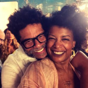Thalma de Freitas Instagram - Um casal lindo desse passando no seu feed, hein?!
De nada ❣️