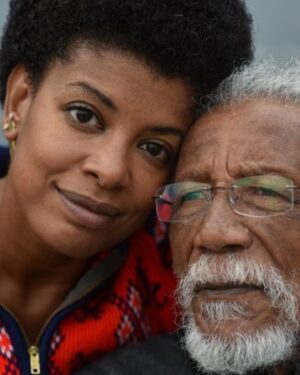 Thalma de Freitas Instagram - Feliz Aniversário @maestro.laercio.de.freitas 

Hoje celebramos seu coração sagrado e esse imenso talento que abençoa a cultura brasileira. 
É uma honra e um privilégio ser sua filha.
Te amo pai 💕

📷 @bpleasel