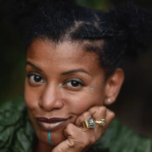 Thalma de Freitas Instagram - Antes da arte que me leva às câmeras, sou mulher.

Antes dos astros que me regem, sou mulher.

Antes da música que me abraça nos palcos e na vida, sou mulher. 

Por isso, sei que hoje é dia de lembrar que nossa luta é contínua! Pois nossos direitos PRECISAM ser respeitados sempre.

✨Viva a Fortaleza Feminina✨

Foto: @bpleasel

#diainternacionaldamulher #mulheres #luta #sermulher #direitos #women #vamosjuntas