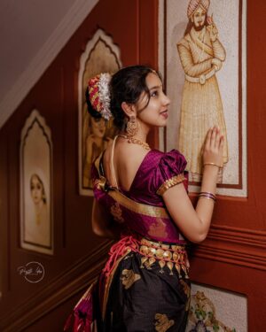 Thamanna Pramod Instagram - The divine feminine✨
Pc: @prajith_idex_signature 
Support: @sa_jin_s 
Concept and choreo: @the_soulful_sole @mnk_dance 
Styled by: @swirlnstyle