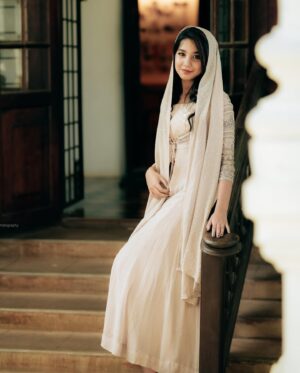 Thamanna Pramod Instagram - 💌
•
Pc: @anandu._ps 
Makeup: @bella_makeupstudio_ 
Outfit: @shimna_abdulla_