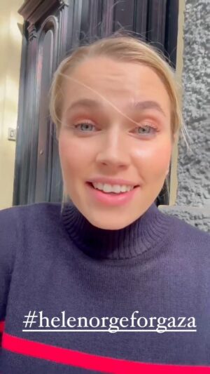 Thea Sofie Loch Næss Instagram - Lørdag 16. desember lager vi Norges største markering for fred!

@marianne_theodorsen @celineaagaard_ @tisifi @itsalicewang @rawdis @nazquick @victoriasharp_ @imanmeskini @saraflaaen @idabroen @frida.seemann @highasakiteband @mayavik @isabelleberdean
