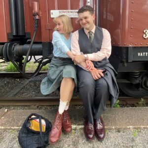 Thea Sofie Loch Næss Instagram - alle episodene av Ondskan er ute og takk til alle som har sett på 🥹🫂 vi hadde jättekuuuul når vi lagde denne serien 💘