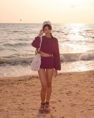 Thitiya Jirapornsilp Instagram - Take a rest 🌅🌅🌅
#LongchampXKJacques #LePliageFilet #LongchampSS24