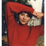 Thomasin McKenzie Instagram - Curls out for @i_d magazine ❤️‍🔥 link to the article is in my bio