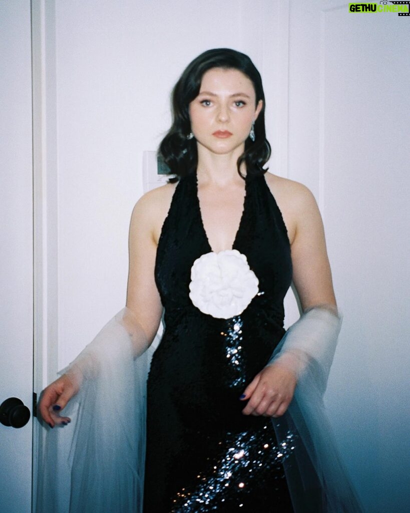 Thomasin McKenzie Instagram - Took several tumbles but got back up for @vanityfair 🩹