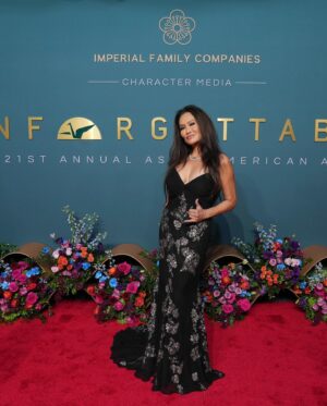 Tia Carrere Instagram - Some great pics I just received from the professional photographers @sthanlee @akashi.creative @unforgettablegala Thank you @character.media I had a blast!
