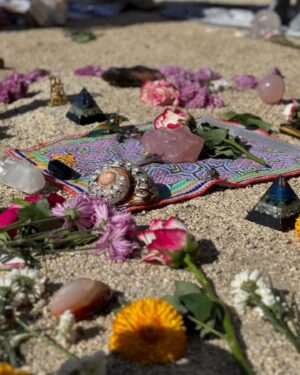Tiffany Panhilason Instagram - When we come together in prayer and commUnion, the Divine emerges and speaks in a powerful way. 🪶

A Greater Force is palpable, guiding and weaving amongst us. 🌀

Opening our hearts, connecting us to the Truth of our Unity, awakening the parts of us that Know and reminding us of the beauty of life. 🌹

Thank you Mother Earth. For everything. 🙏🏼

Thank you Guardians of the Land. 🙏🏽

Thank you, muchísimas gracias, haux, tlazocamati. 🙏🏾

May we continue to remember,
One Frequency 🪞