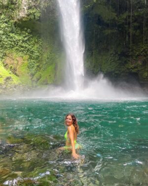 Tiffany Alvord Instagram - ✨ *Don’t* go chasing waterfalls.. they prefer if you play hard to get.. 🤪😅
- 
SWIPE to the end to see me sliding off the mossy rock to my death 🪨😂.. saw my life flash before my eyes, I did. HAVE A GREAT FANTASTIC MONDAY! Let’s crush this week. 🫶