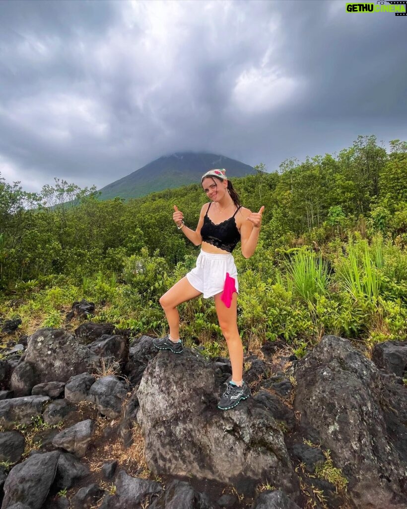 Tiffany Alvord Instagram - Tree huggin’ & life lovin’ 🥰 Had fun hiking volcanos in the rain & exploring all La Fortuna had to offer. I feel invigorated and alive and refreshed and inspired. Oh how nature is medicine for the soul. If you feel sick of life, the cure is more outdoor adventure. (For me anywho) 💭 #QOTD: What makes you feel most alive/free/happy?