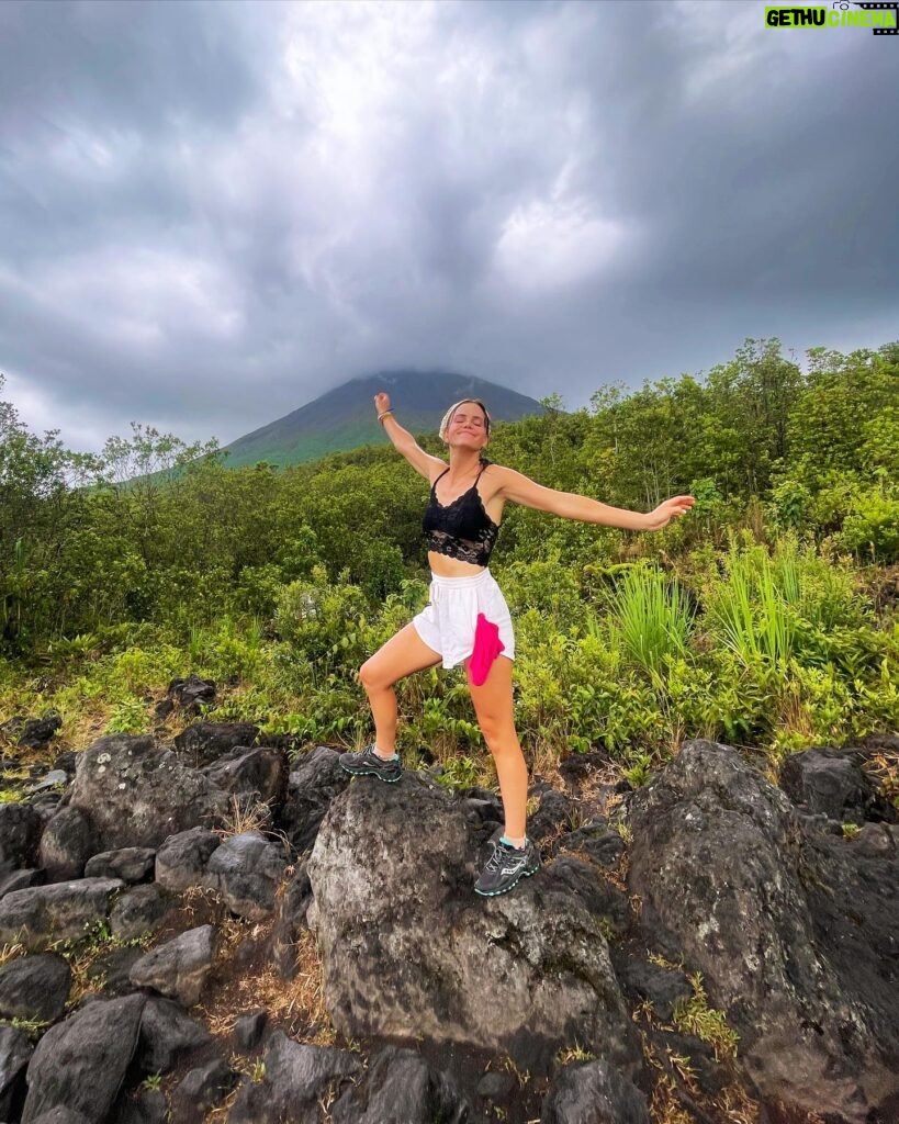 Tiffany Alvord Instagram - Tree huggin’ & life lovin’ 🥰 Had fun hiking volcanos in the rain & exploring all La Fortuna had to offer. I feel invigorated and alive and refreshed and inspired. Oh how nature is medicine for the soul. If you feel sick of life, the cure is more outdoor adventure. (For me anywho) 💭 #QOTD: What makes you feel most alive/free/happy?