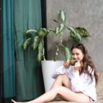 Tiffany Lau Instagram - this bean bag lounge chair was very comfy 🌞