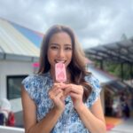 Tiffany Lau Instagram – homemade strawberry popsicle? YES PLEASE 😋🍓