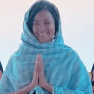 Tiga Instagram - Votre nomade infatigable est bien arrivée en Inde 😉🤙🇮🇳😇

Je prévois de visiter ce pays énigmatique et secret pdt les 3 prochains mois.
Mon voyage commence à Varkala, une jolie station balnéaire du sud-ouest, dans la région du Kerala. C’est très touristique. D’après moi, c’est le St Trop’ des Indiens 🤭 et c’est donc une prise de contact avec le pays et la population qui se fait en douceur…

Et progressivement, j’irai vers le Nord en longeant la côte ouest, en visitant le centre du pays, en dormant dans des ashrams… Le but/rêve ultime étant de rencontrer un grand défenseur de la paix : le dalaï-lama 🤍 à Dharamsala 🇮🇳

Et comme je pense toujours à vous, mes chers infaTIGAbles, sachez que si j’ai des coups de cœur et que la destination me semble facile à filmer, je proposerai à l’émission @echappees_belles de revenir avec moi 😉🤙

Voilà, tu connais le programme ☺️😉
• Namasté •