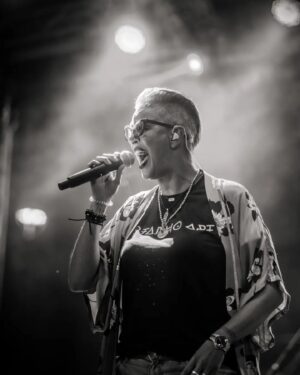 Tijana Dapčević Instagram - GORNJI MILANOVAC💜hvala vam na ljubavi🙏🏻🍀🫶
Da se spremi Kladovo 12.8.
Aleksinac 14.8.
Raška 16.8.
Banja Junakovic 19.8.
JEDVA ČEKAM DA VAS ZAGRLIM🍀🌟

📸 @___chigi9