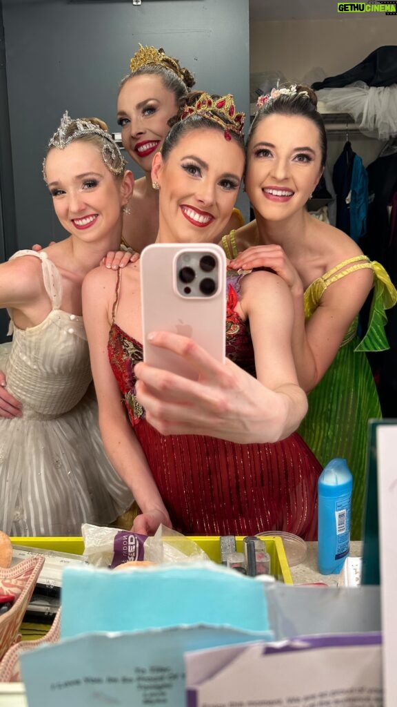 Tiler Peck Instagram - Introducing the four seasons! ❄️Winter, 🌷Spring, ☀️Summer and 🍁Fall Absolutely love being out there with these ladies and can’t wait to dance Fall again Fri 1/26 & 1/30! #ballet #ballerina #ballerinas #openingnight #fourseasons #winter #spring #summer #fall